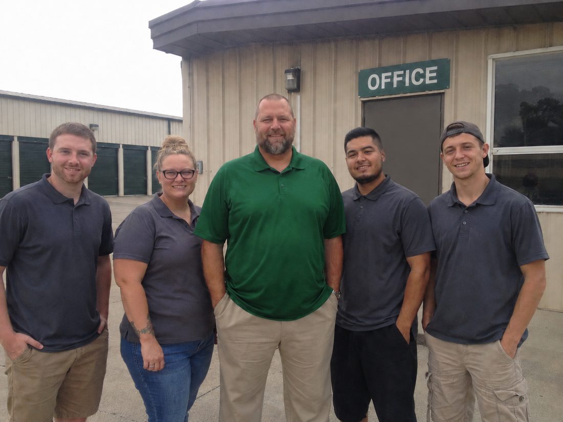 Pest control professionals in Long Beach, CA